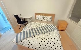 Chariss Room 5